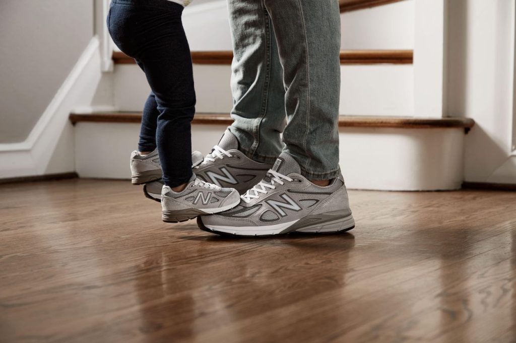 New Balance 990 – Luksus i Technologia w Świecie Sneakersów