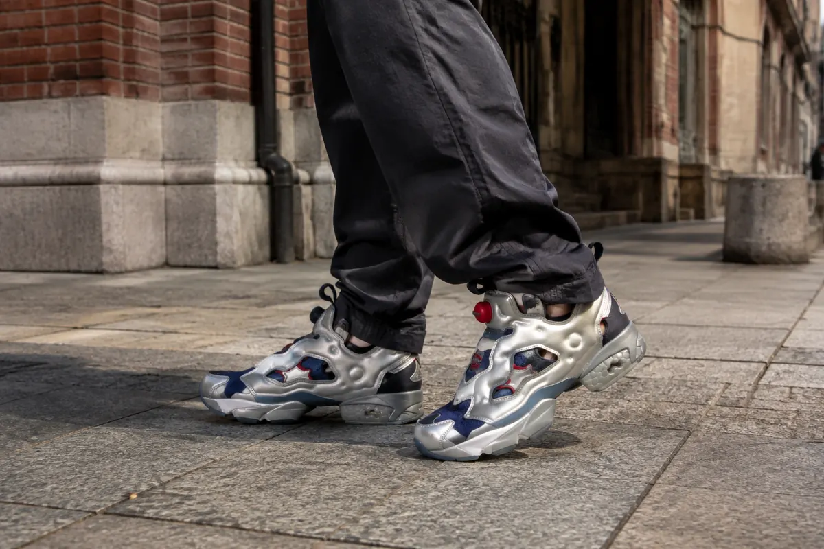 Reebok InstaPump Fury rozmiarówka — modele noszone w codziennej miejskiej stylizacji