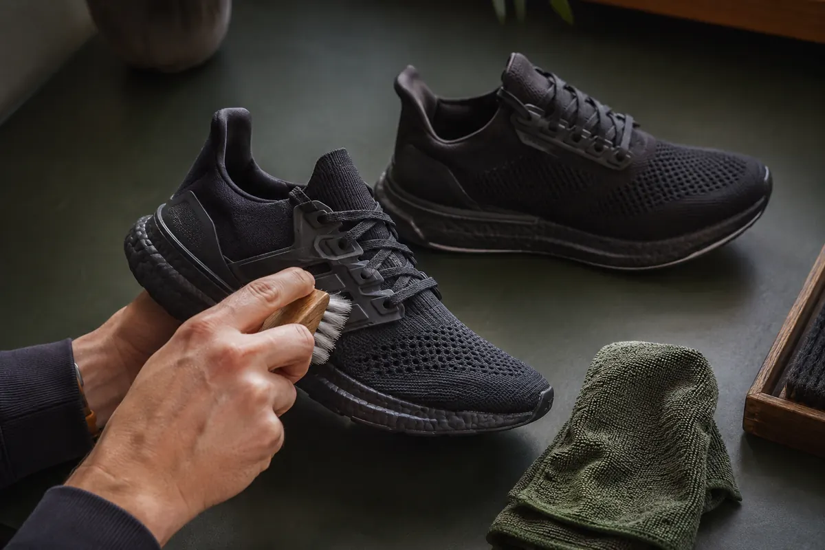 adidas Ultraboost 5 vs Pureboost 5 — bezpieczna pielęgnacja materiałów po użytkowaniu